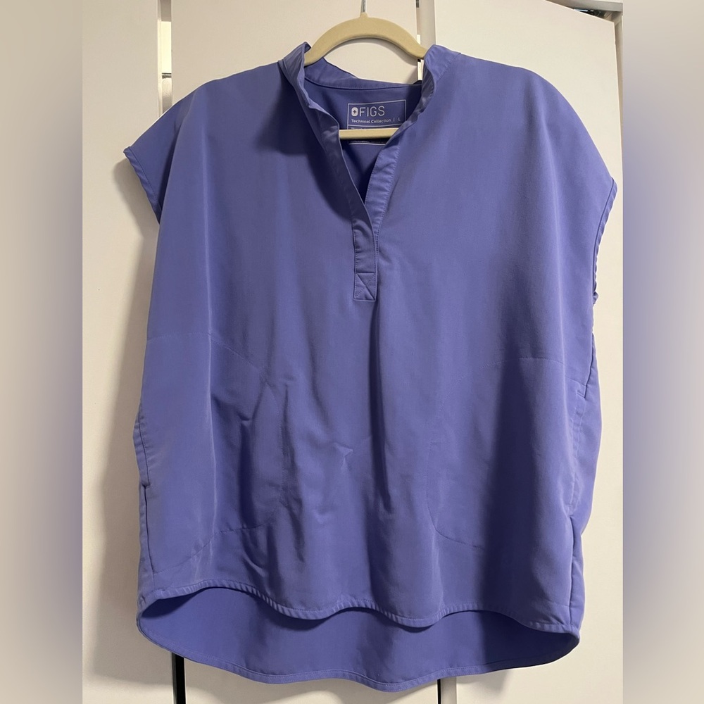Figs BLUEBERRY Rafaela scrub top